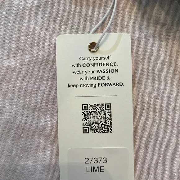 NWT💚🆕Urban Expressions🆕💚Gorgeous Green, Soft Leather, Gold Chain 👜 Purse - Picture 8 of 8